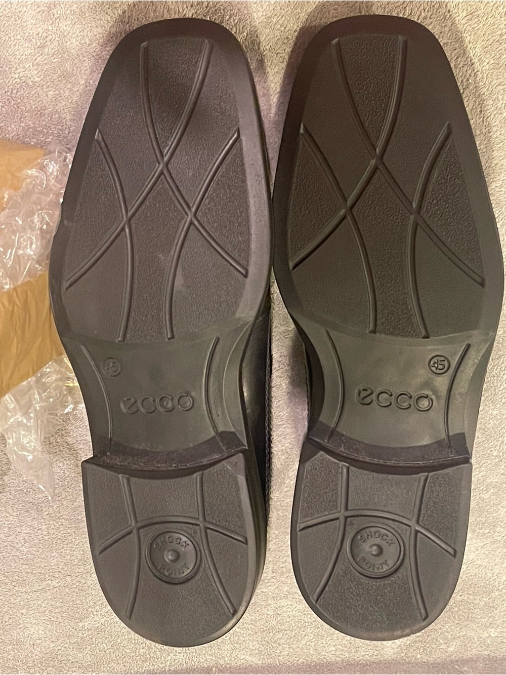 ECCO Men’s Black Leather Slip-On Loafers - Picture 7 of 10